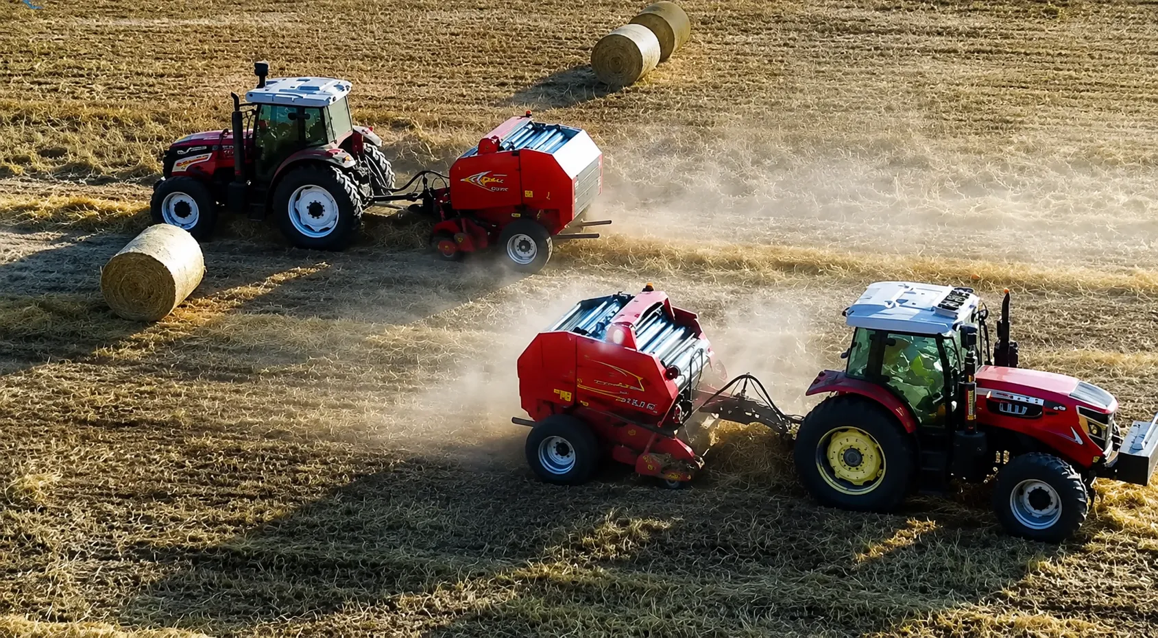 9YG-1.0C hammer claw round baler harvesting standing corn stover